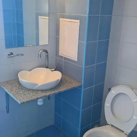Private With Sea View In Blue Bay Pallace *