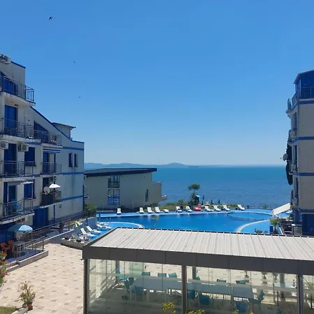 Private With Sea View In Blue Bay Pallace
