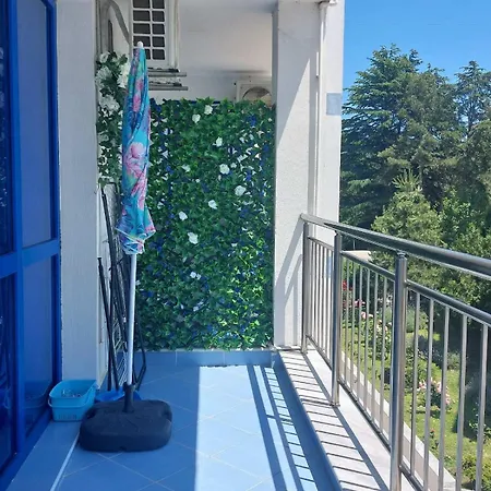 Private With Sea View In Blue Bay Pallace *